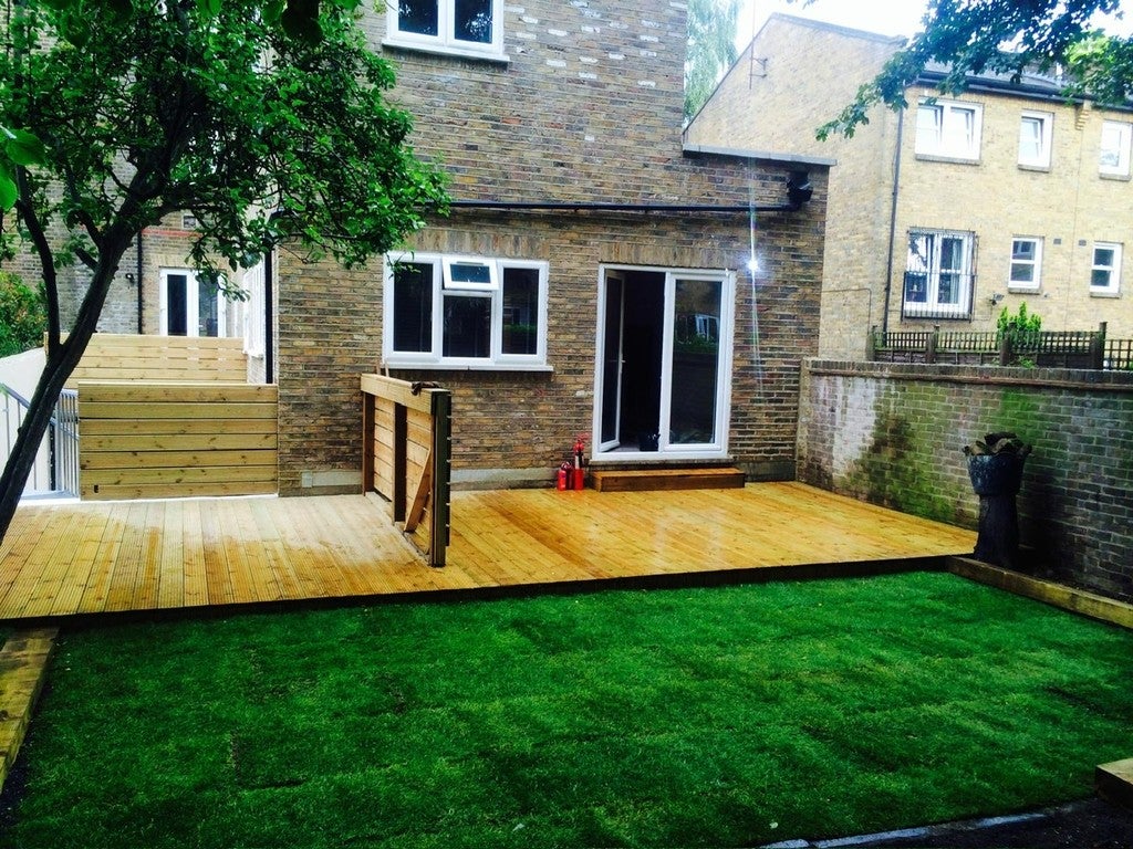Flat Adolphus Road in Greater London