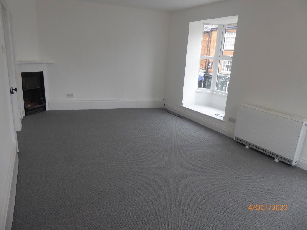 Flat Watling Street in Towcester