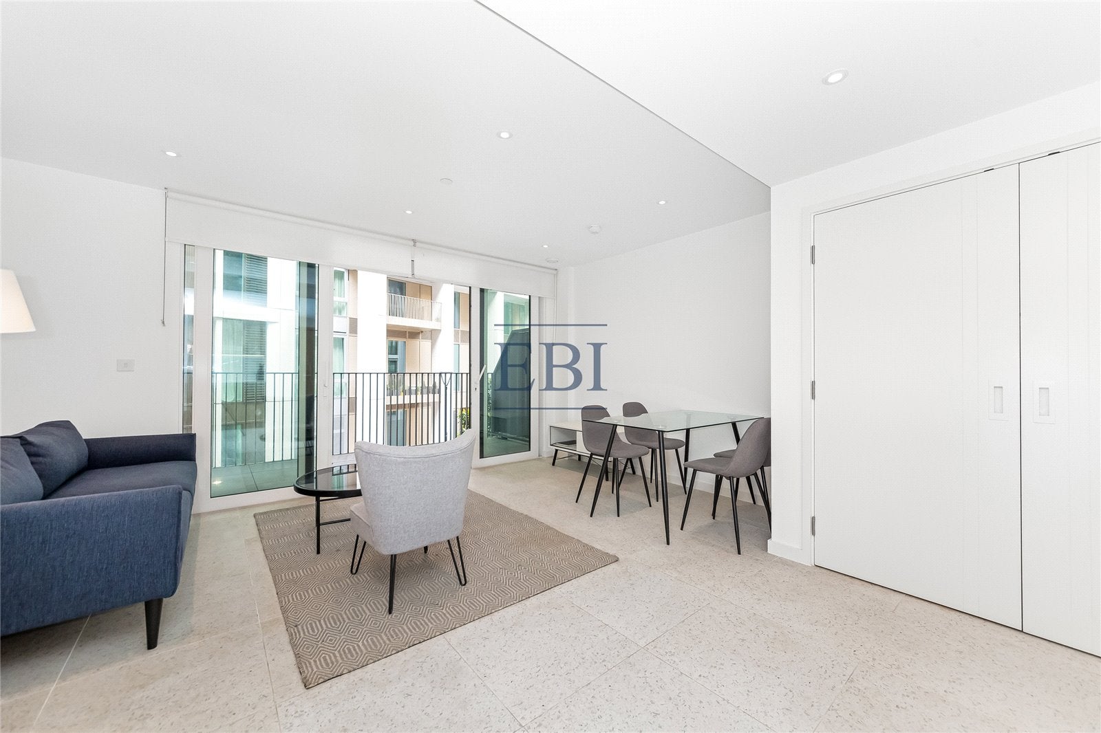Flat Milward Street in Greater London