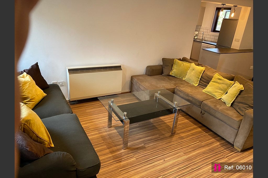 Flat Foxwell Street in Greater London