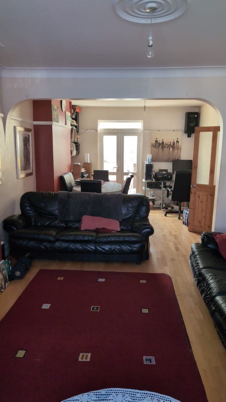 Room Devonshire Road in Greater London