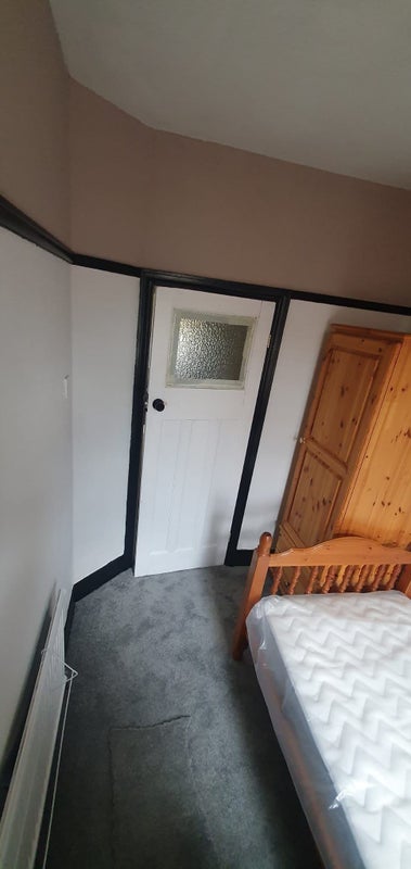 Room Devonshire Road in Greater London