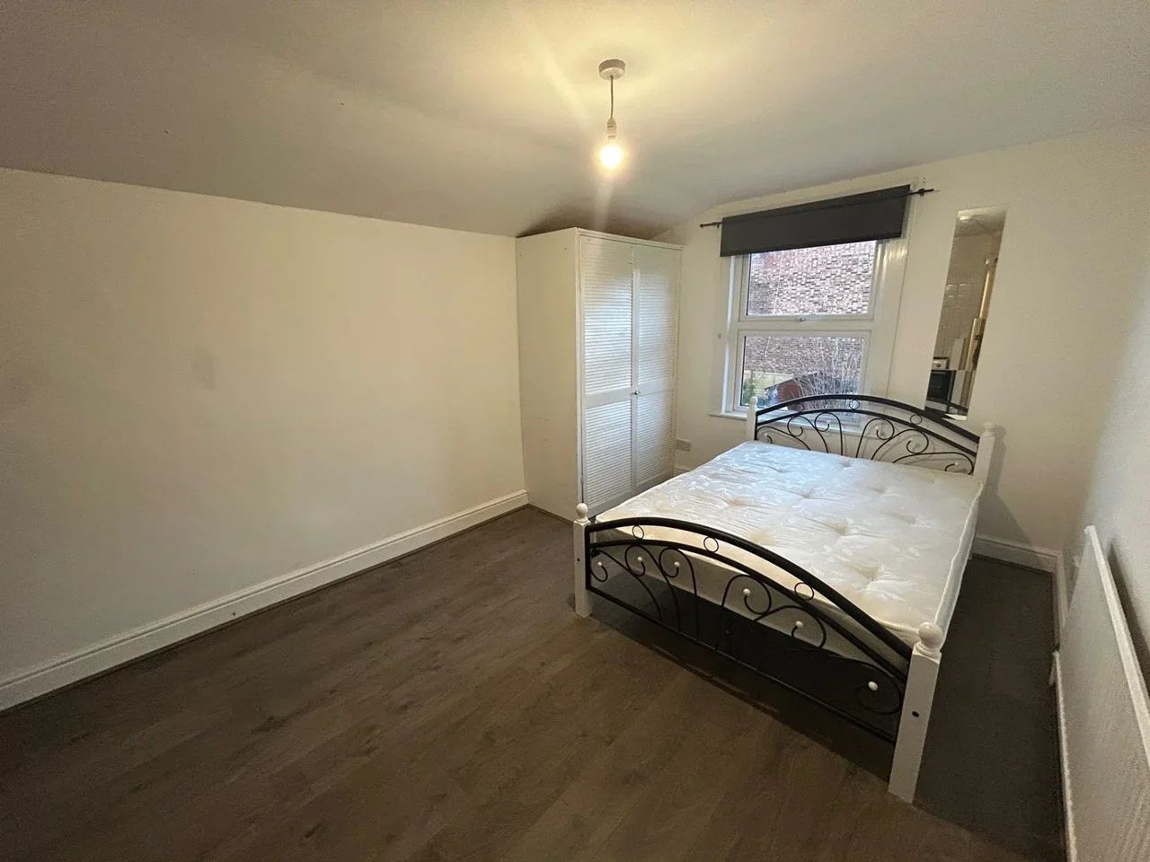 Flat Whittington Road in Greater London