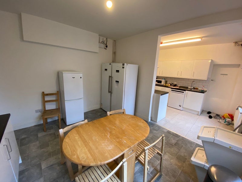 Room Halton Bank in Salford