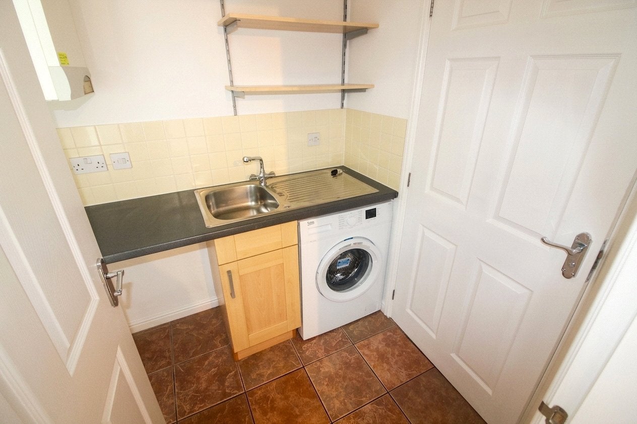 House Rosebay in Wokingham