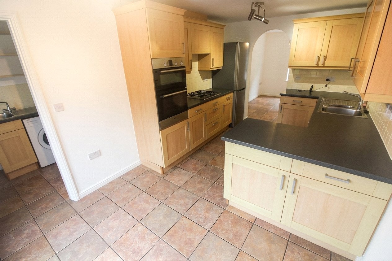 House Rosebay in Wokingham