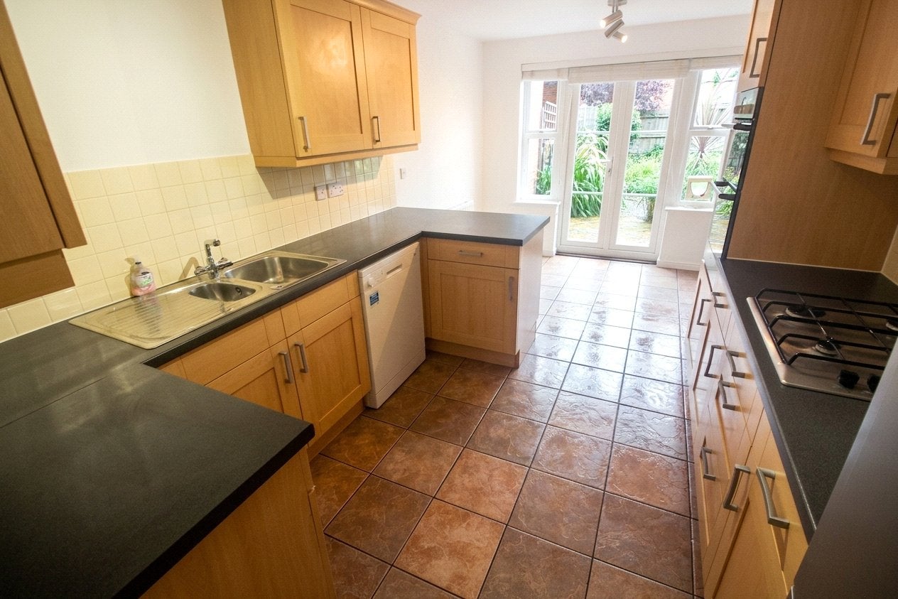 House Rosebay in Wokingham