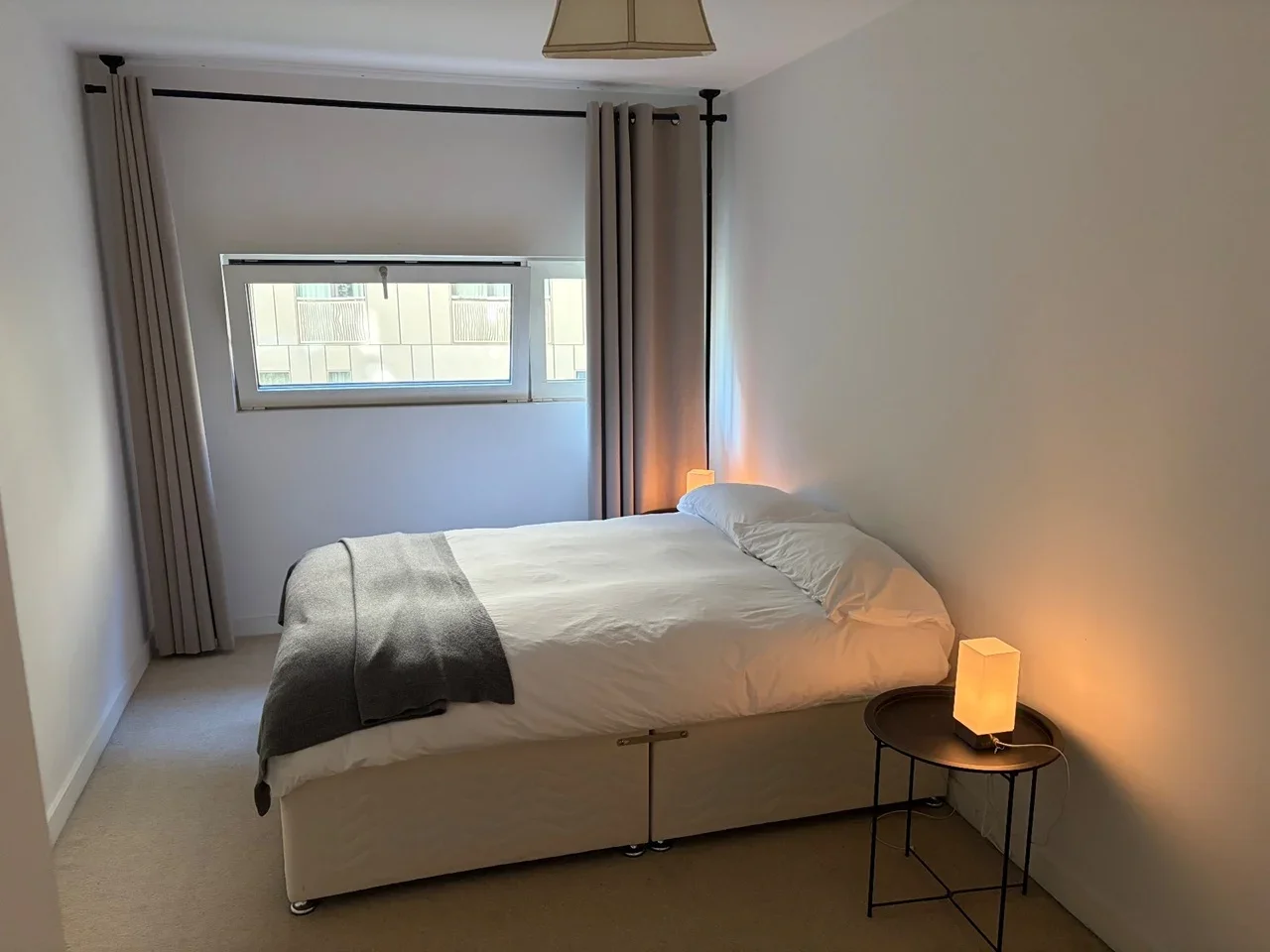 Flat Gatliff Road in City of Westminster