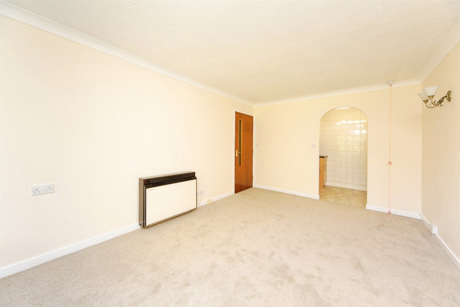 Flat Moreton Road in Upton