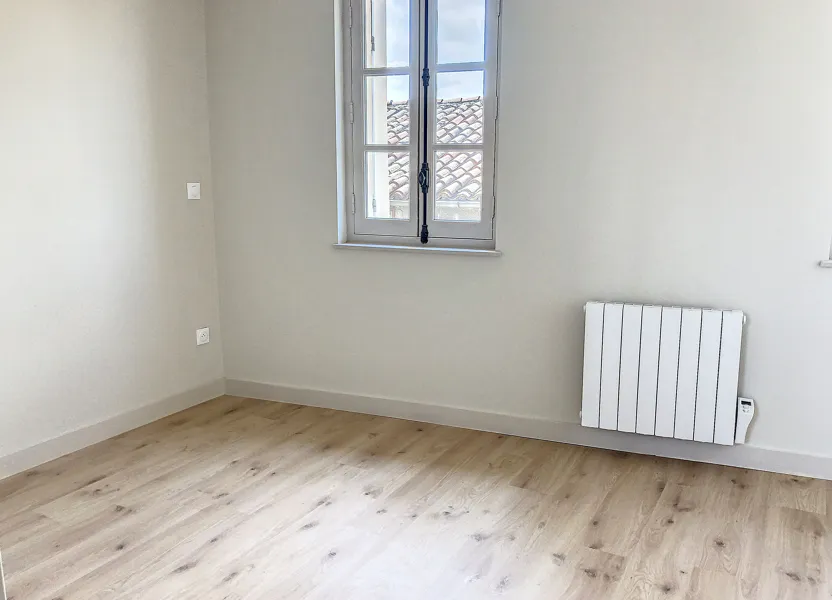 Flat Place de la Principale in Avignon