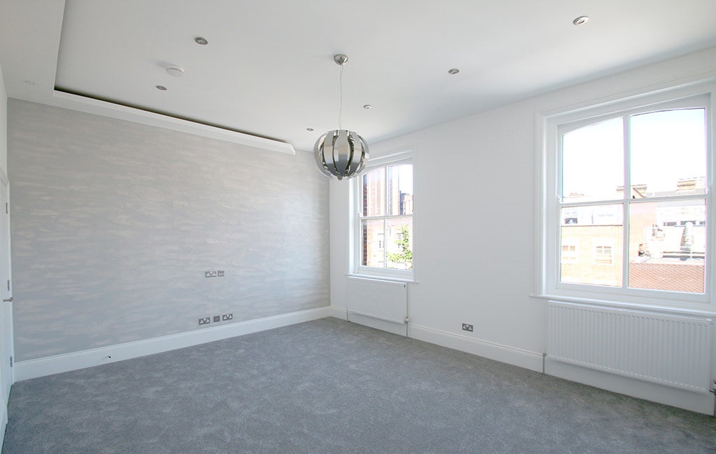 Flat The Cut in Greater London