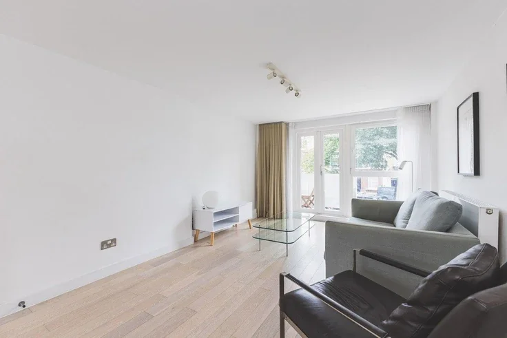 Flat Ebury Street in City of Westminster