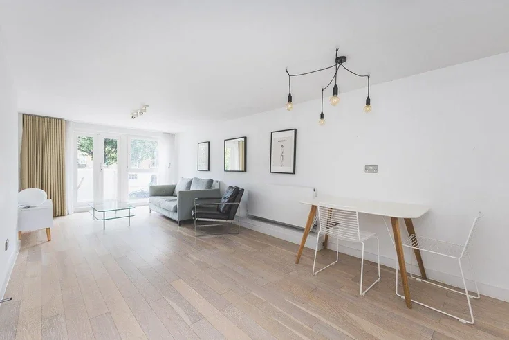 Flat Ebury Street in City of Westminster
