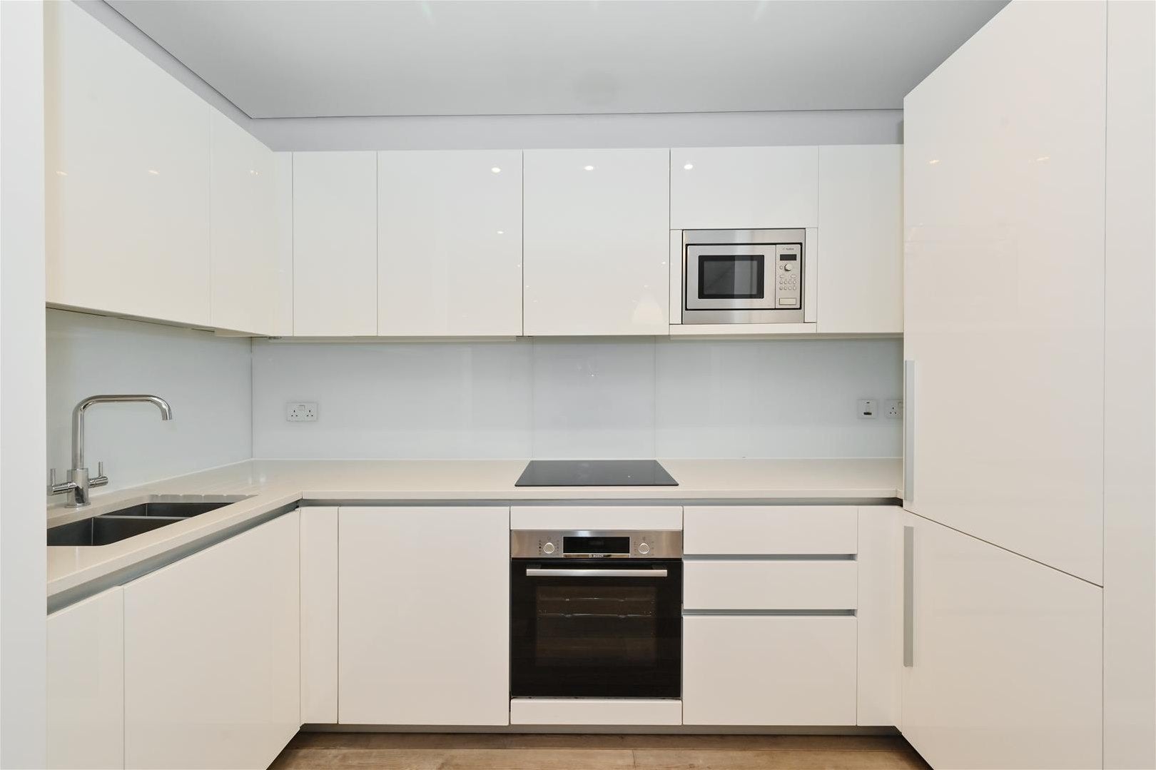Flat Merchant Square in City of Westminster