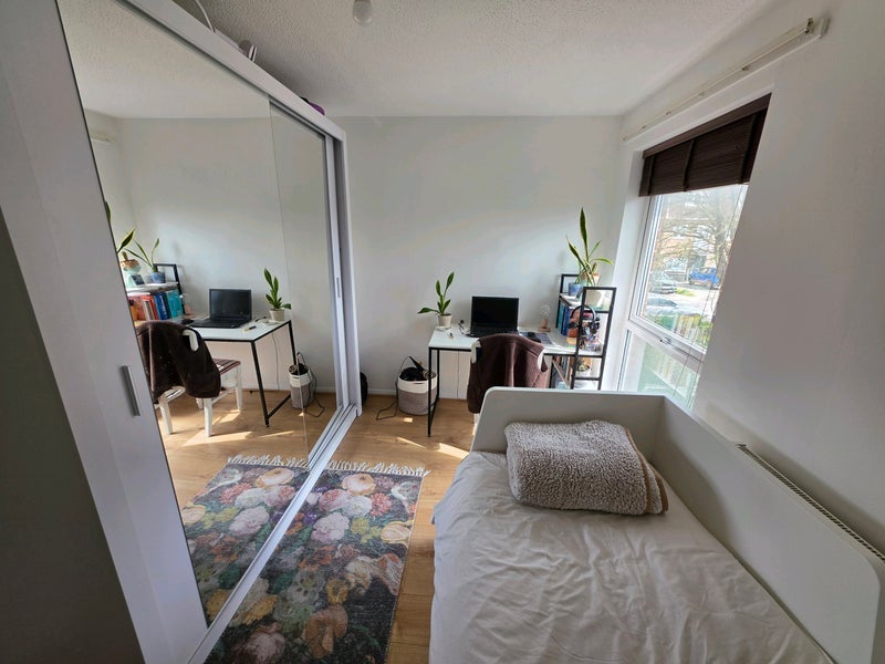 House Aspen Close in Greater London