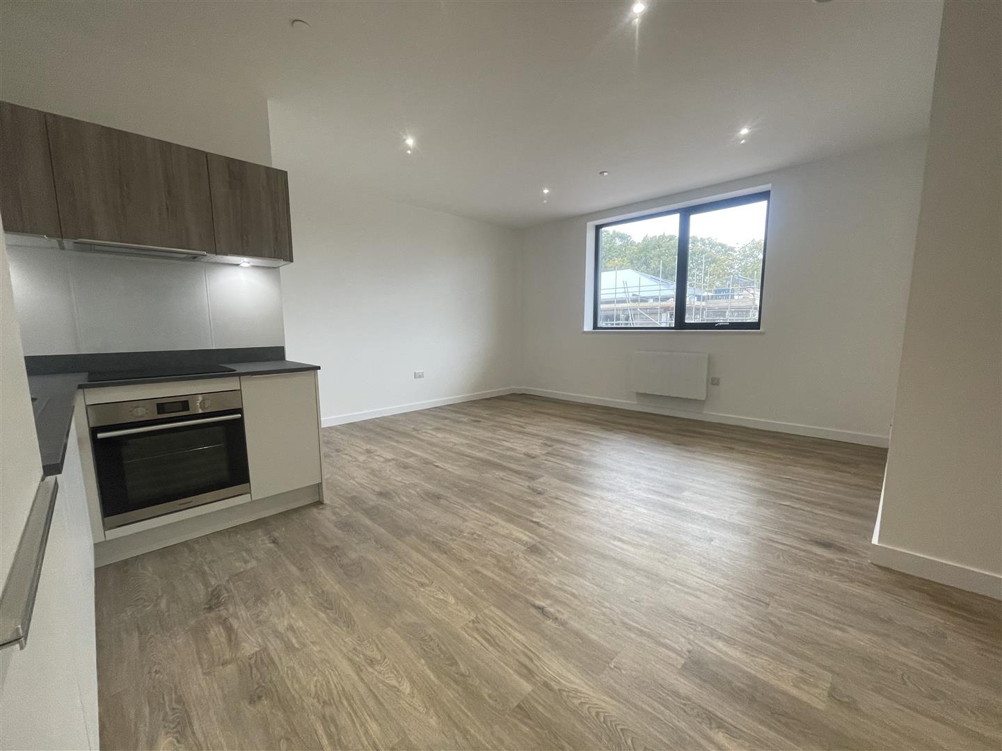 Flat Ashwood Way in Basingstoke and Deane