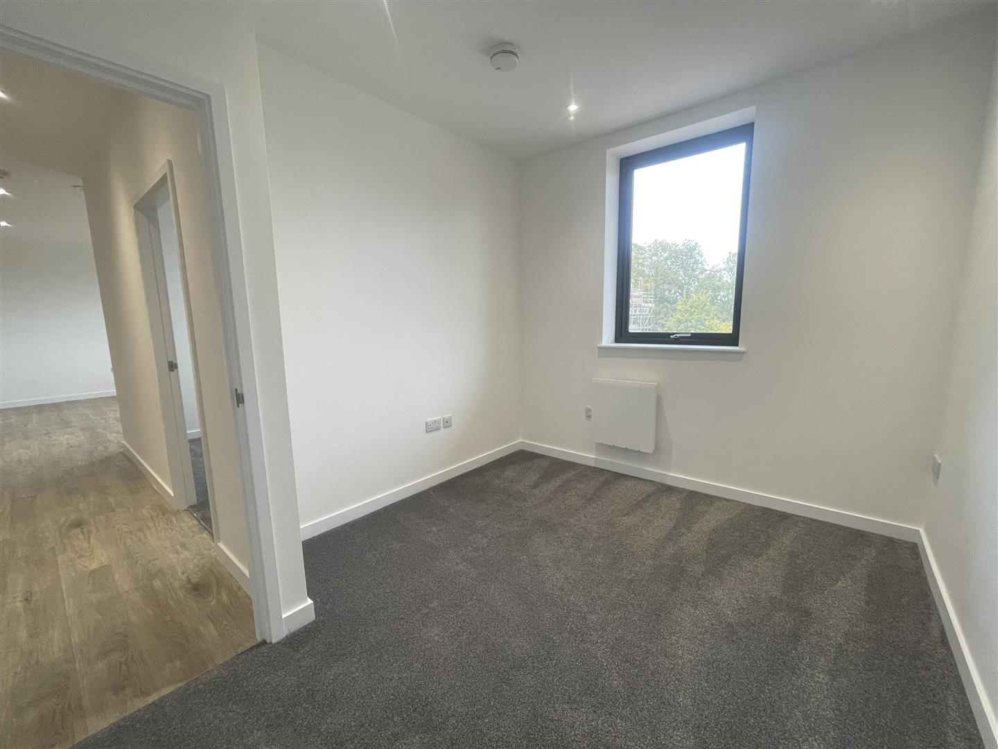 Flat Ashwood Way in Basingstoke and Deane