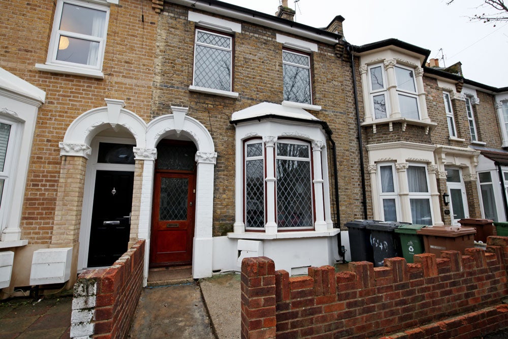 House Leslie Road in Greater London