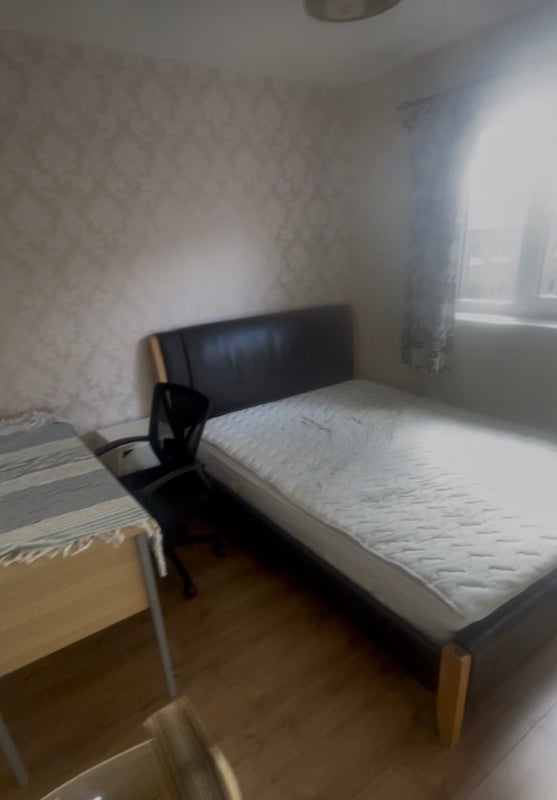 Flat Windsor Terrace in Glasgow