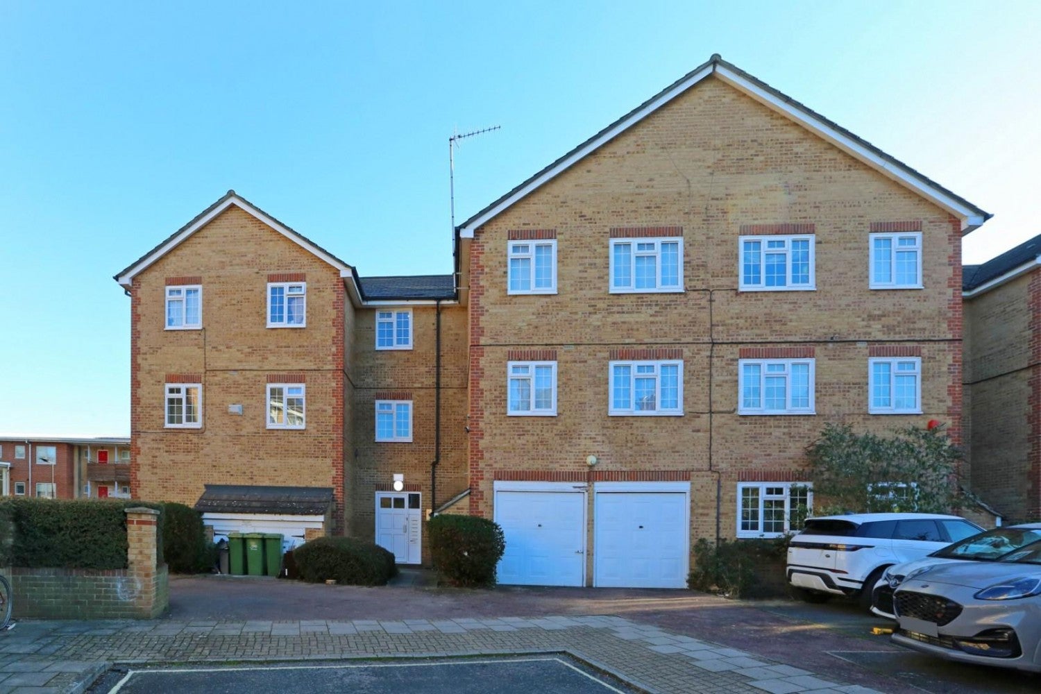 Flat Havil Street in Greater London