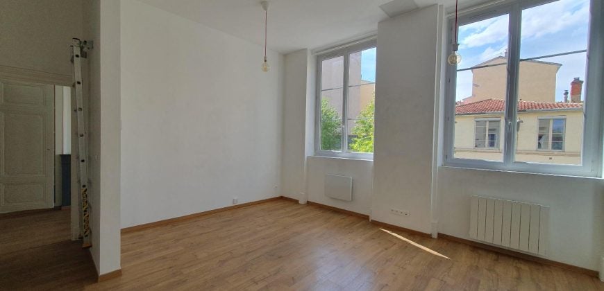 Appartement Rue du Chariot d'Or à Lyon