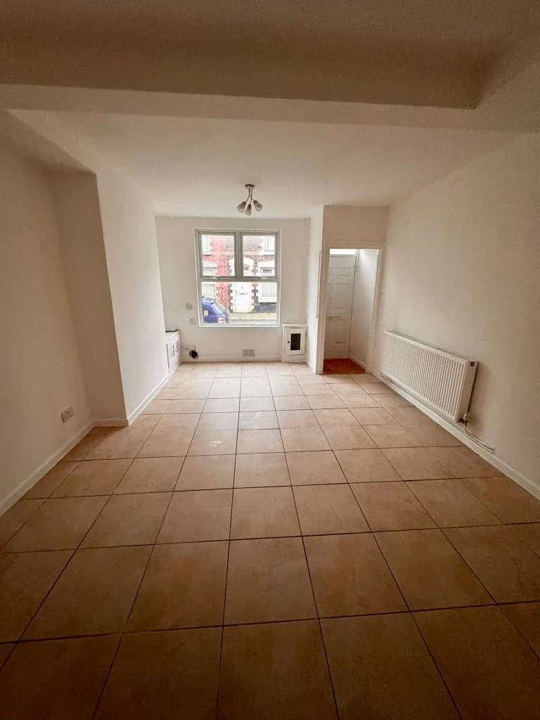 Flat Wilburn Street in Liverpool