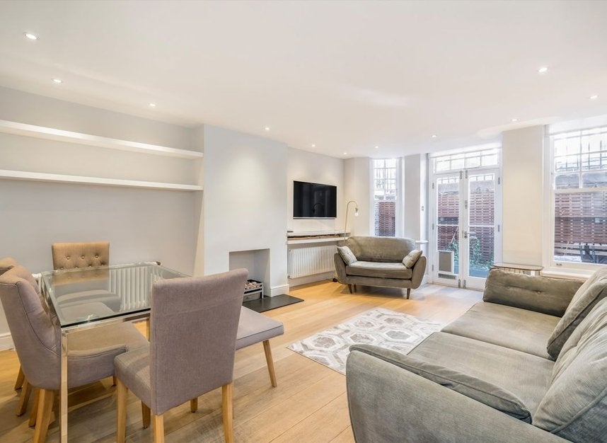 Flat Culford Gardens in Greater London