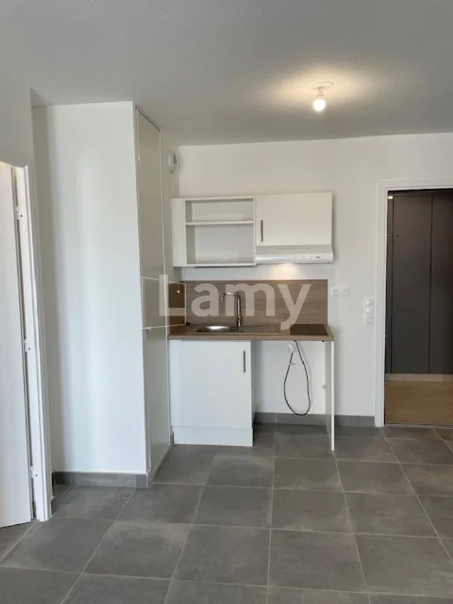 Appartement Rue Dhuoda à Nîmes