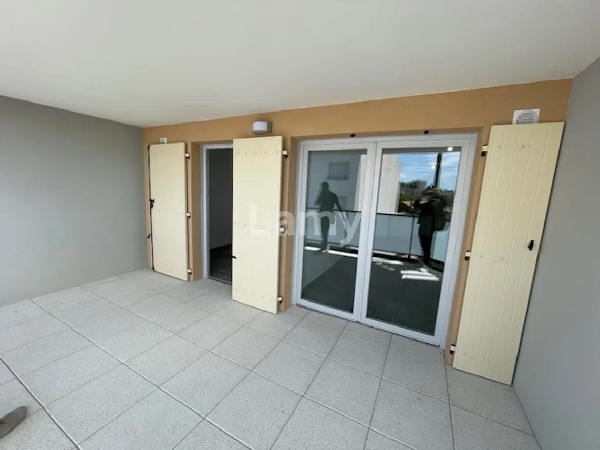 Appartement Rue Dhuoda à Nîmes