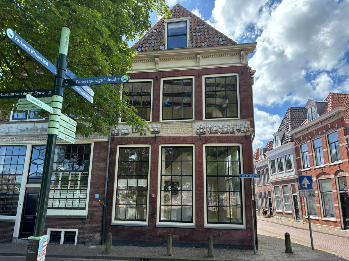 Woonhuis aan de Grote Oost in Hoorn (1621 BX)