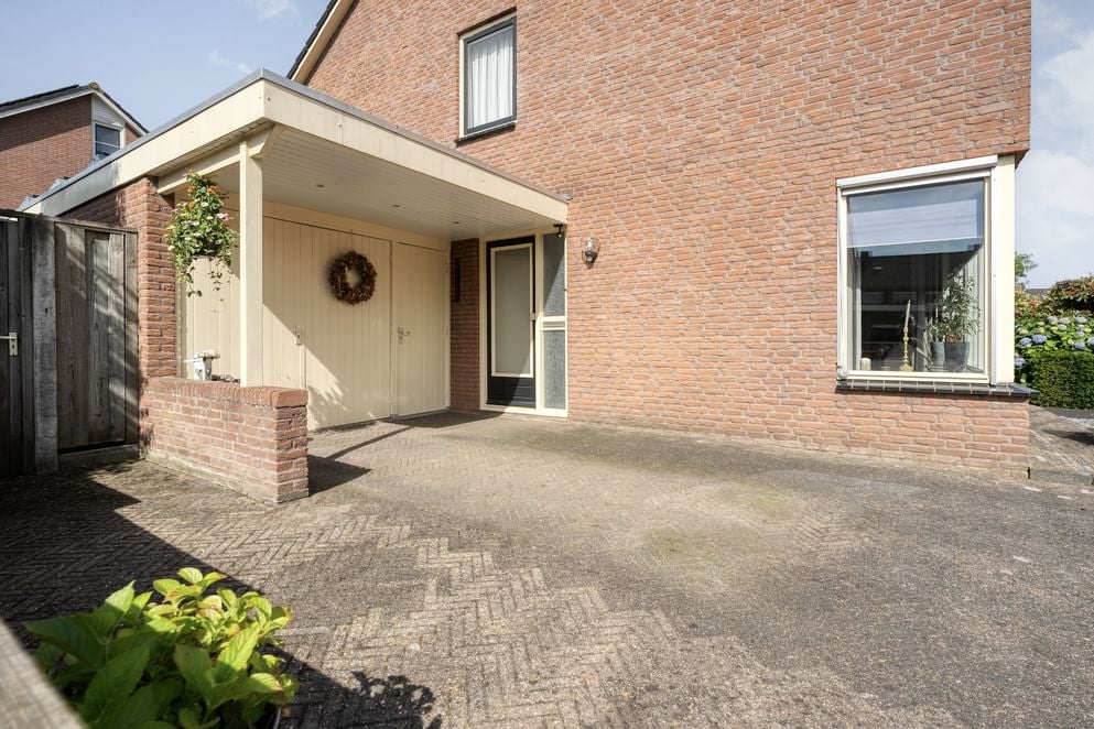 Twee-onder-één-kap te koop: Het Kempke 24, Geesteren