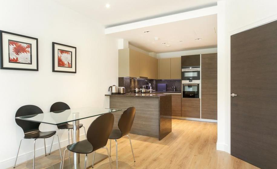 Flat Southwick Street in City of Westminster
