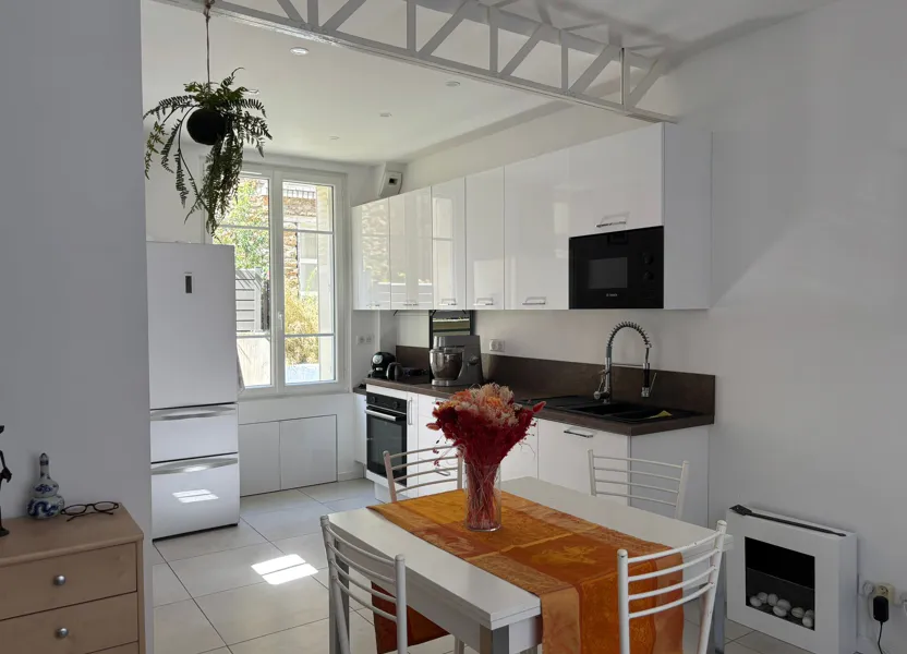 Maison Rue Paul Belmondo à Paris