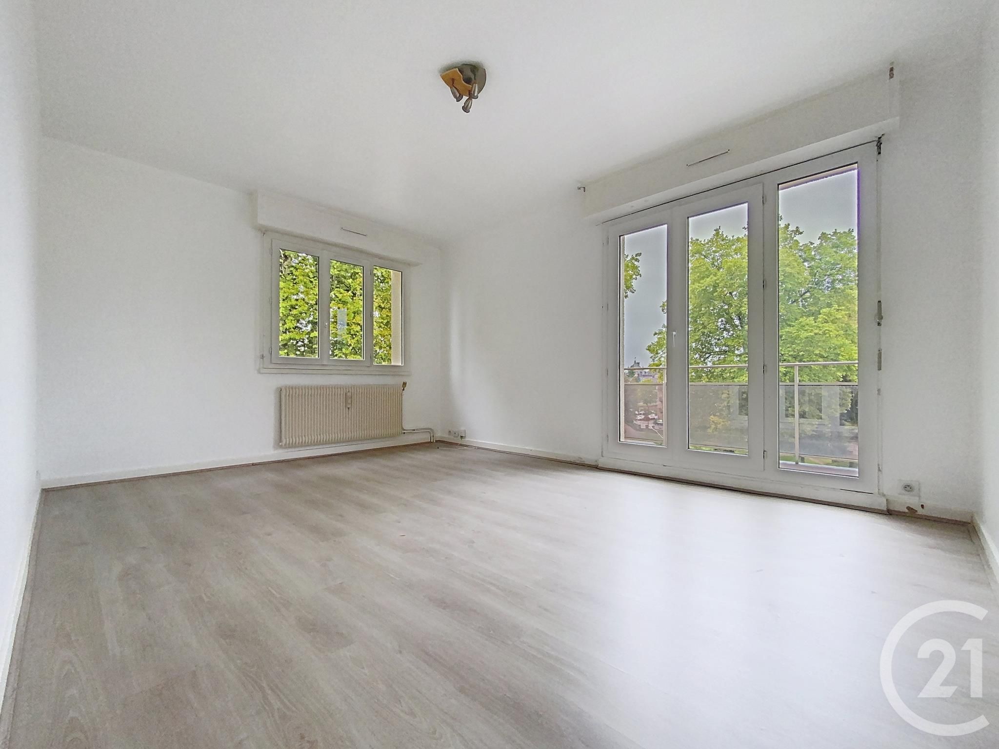 Flat Rue de Grammont in Luxeuil-les-Bains