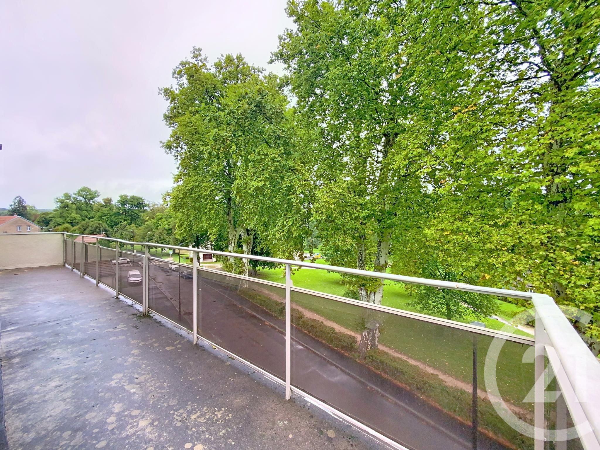 Flat Rue de Grammont in Luxeuil-les-Bains