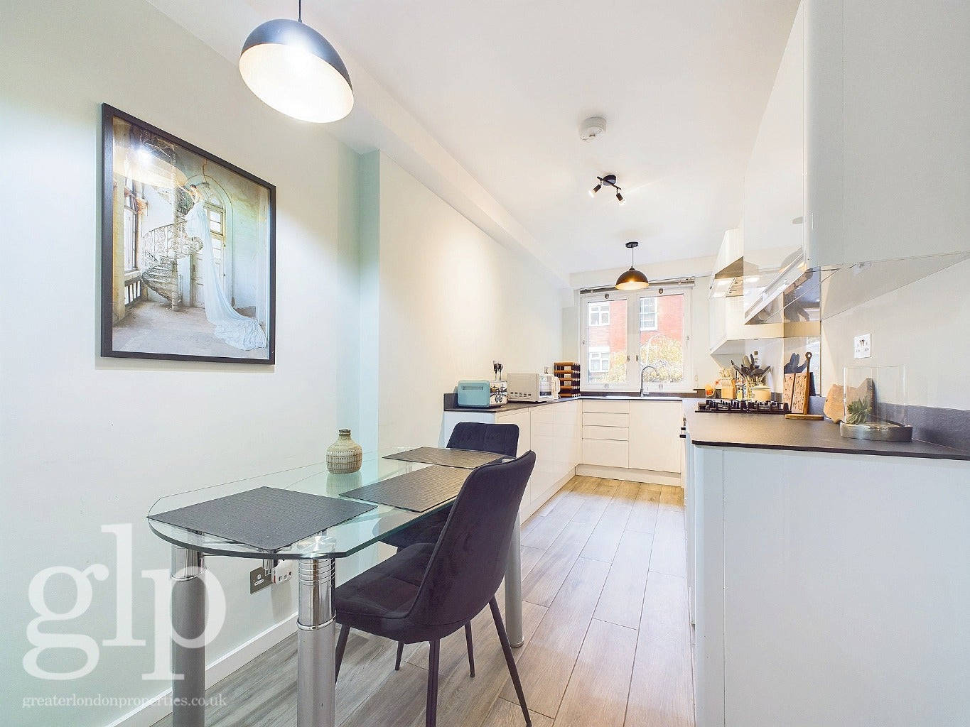 Flat Tavistock Place in Greater London