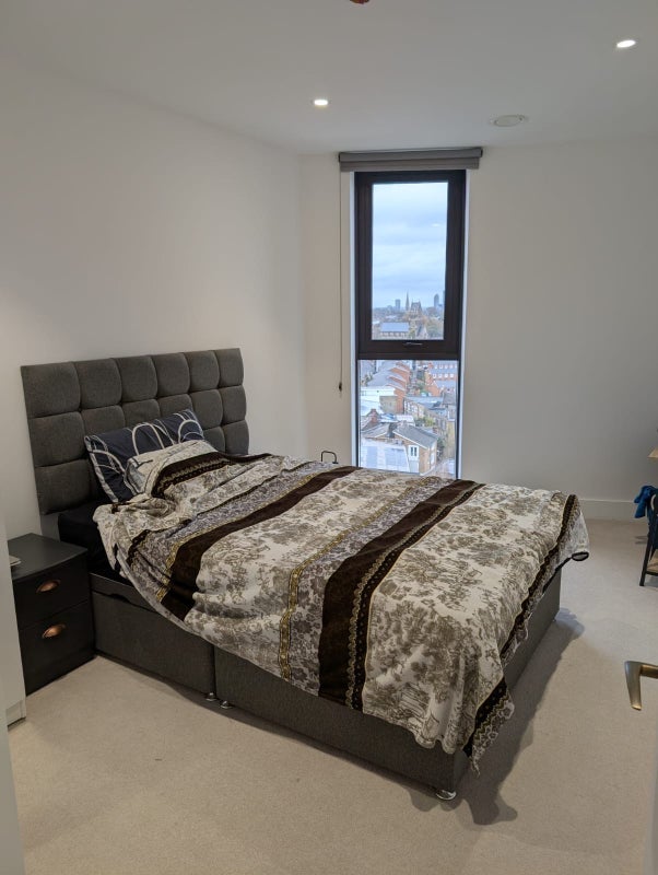Room Kingsland High Street in Greater London
