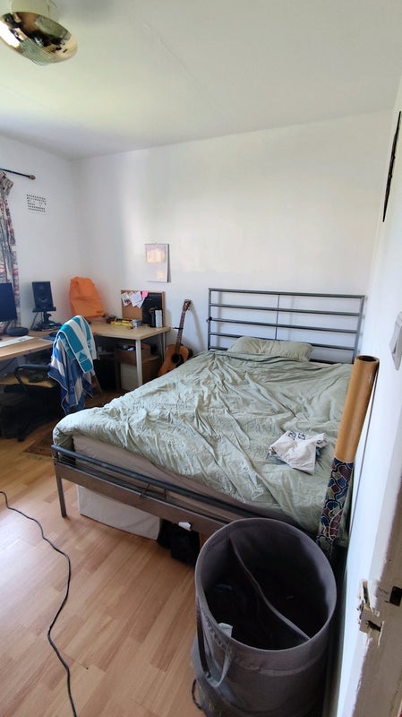 Room Friarton Road in Glasgow