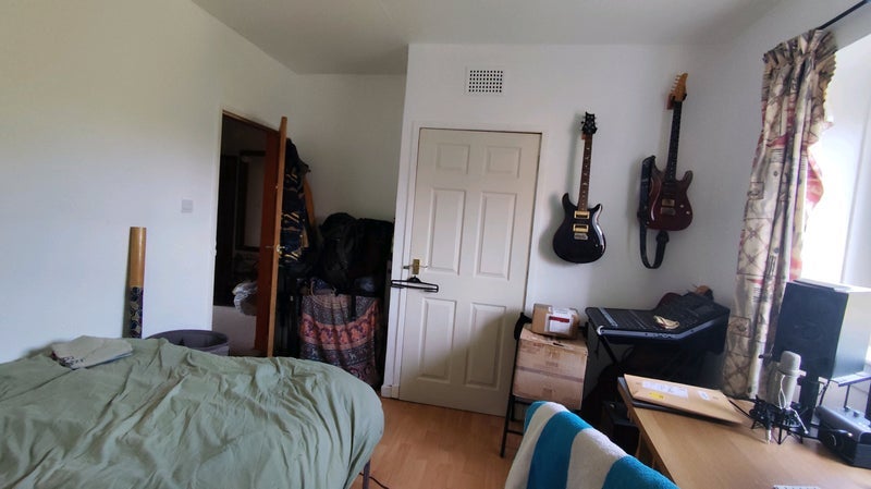 Room Friarton Road in Glasgow