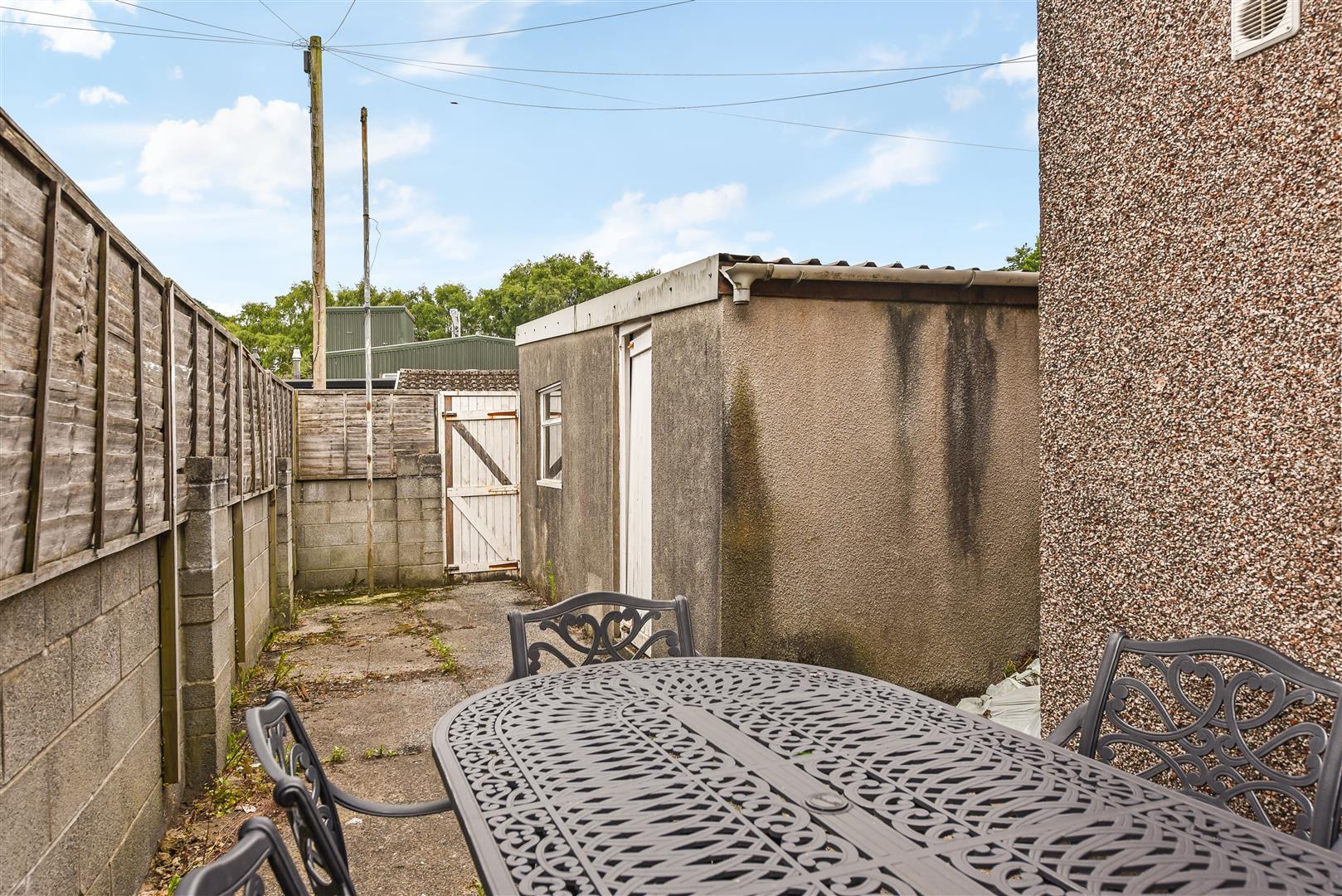 Flat Meadow Street in Pontypridd