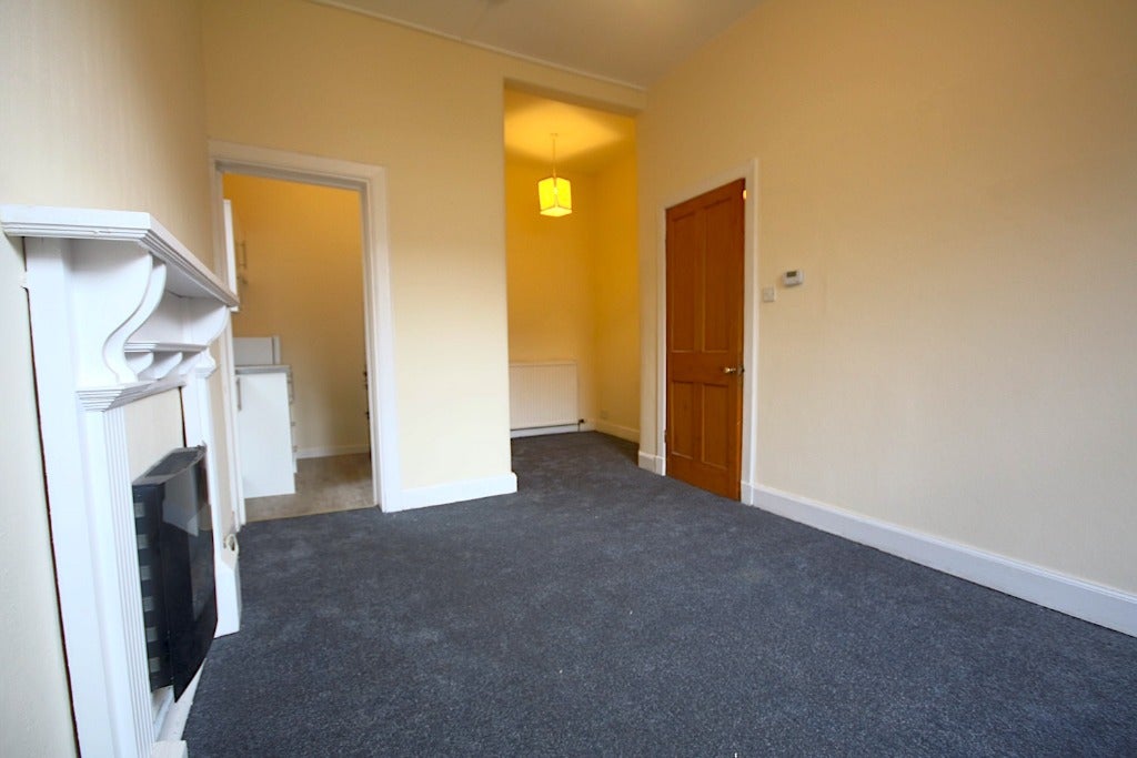 Flat Dalry Road in City of Edinburgh
