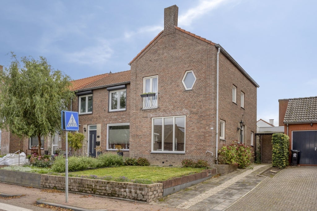 Huis Limburgerstraat 130 in Cadier en Keer