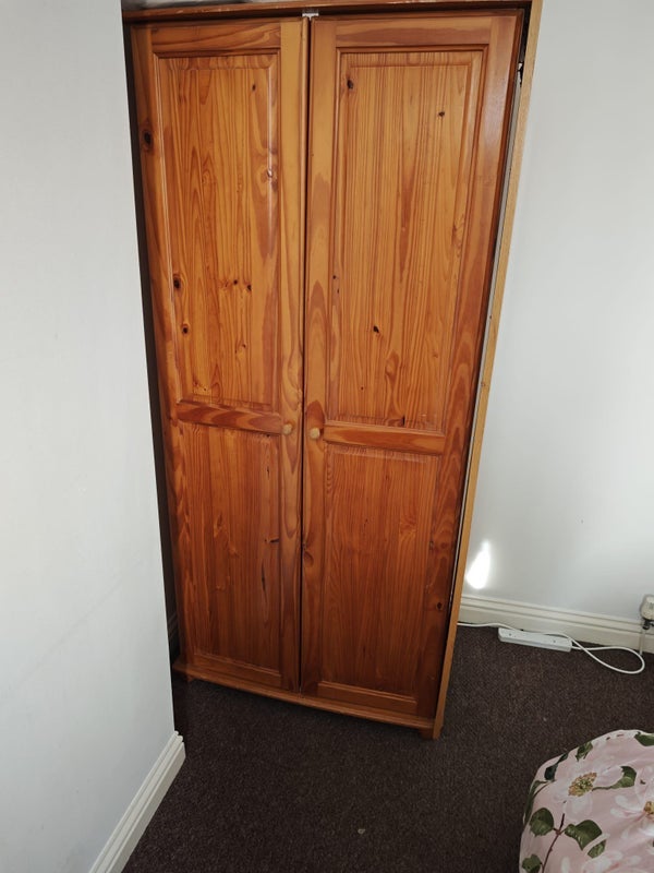 Room Lower Cathedral Road in Cardiff
