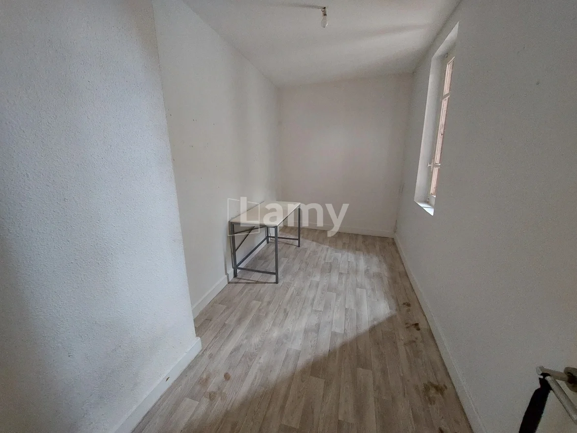 Flat Place Saint-Paul in Issoire