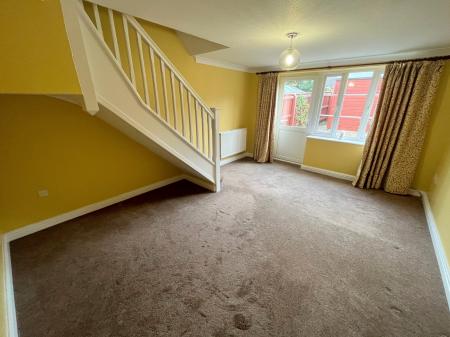 Flat Rockingham Crescent in Grimsby