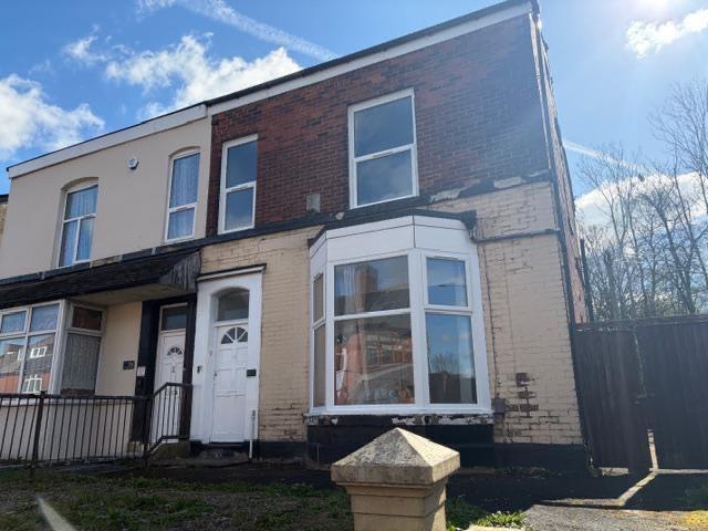 Flat Back Bradford Street East in Bolton