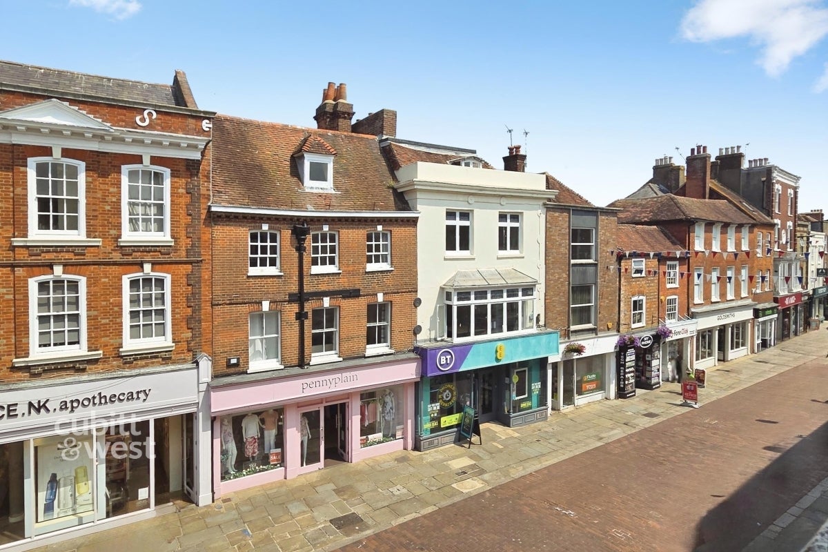 Flat Lorne Road in Portsmouth