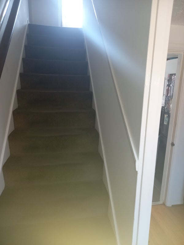 Room Kennedy Close in Greater London