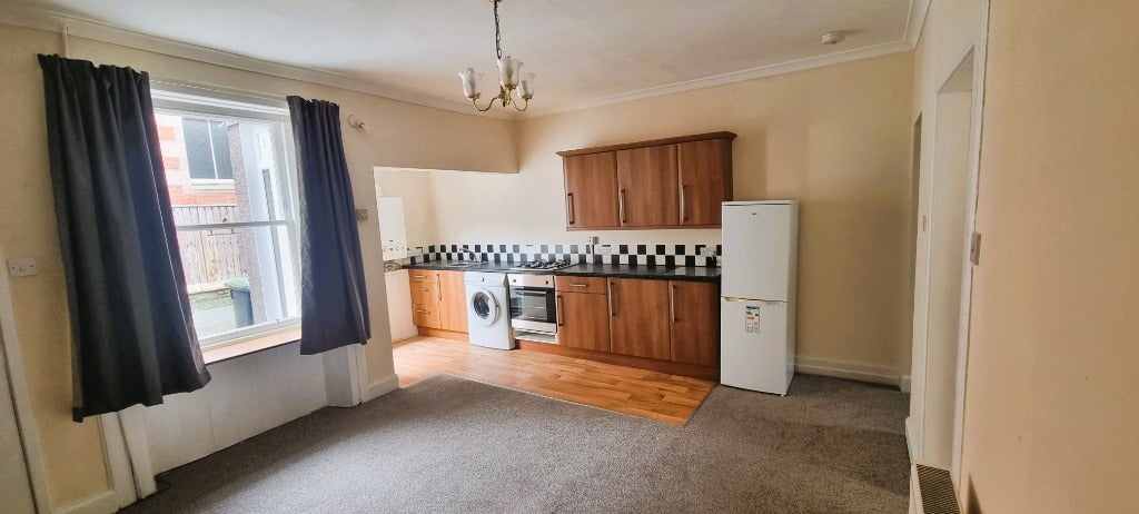 Flat Albert Place in Kelso