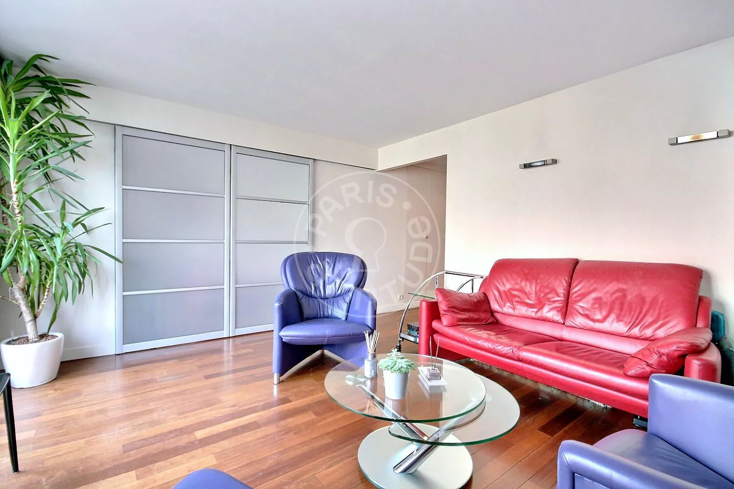 Appartement Rue Benjamin Franklin à Paris